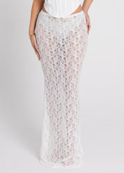 THE ARTINA LACE SET