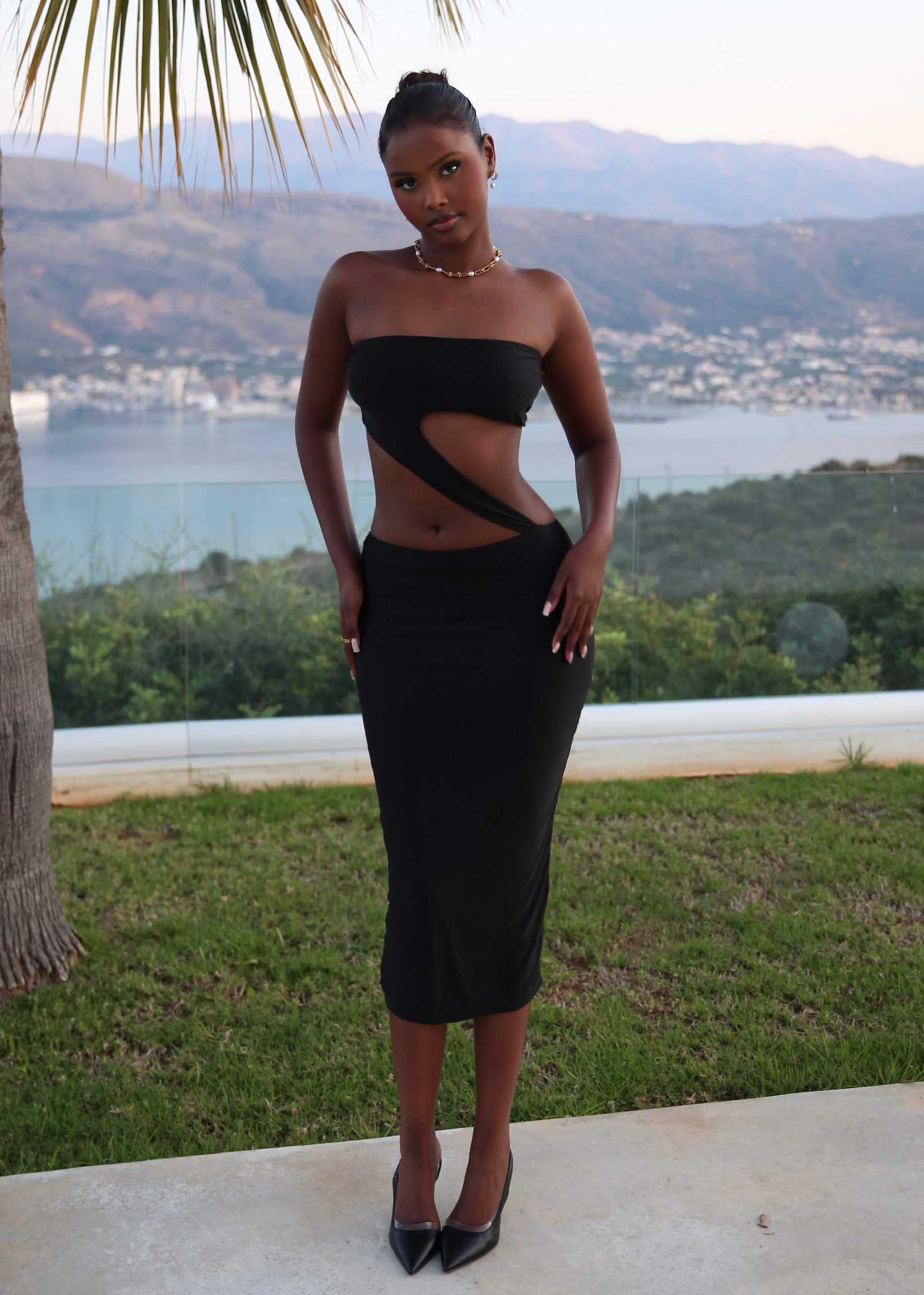 SIBYL - Black Midi Dress